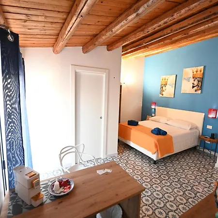 Torre Letus 몬탈레그로